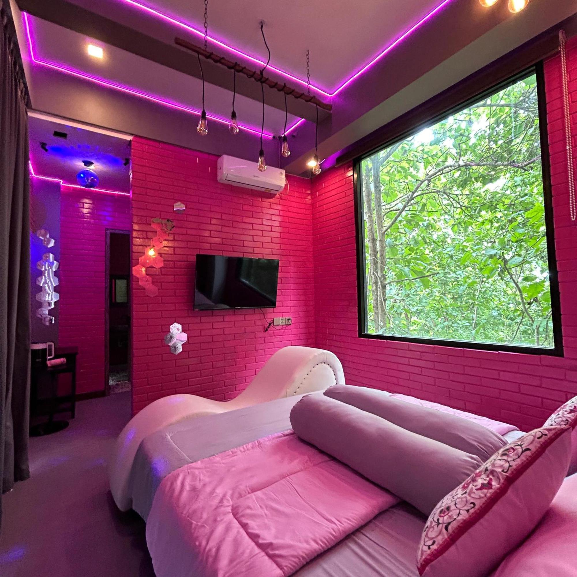 Yurooms Villapartment - Love Room Bali (Adults Only) Jimbaran Buitenkant foto